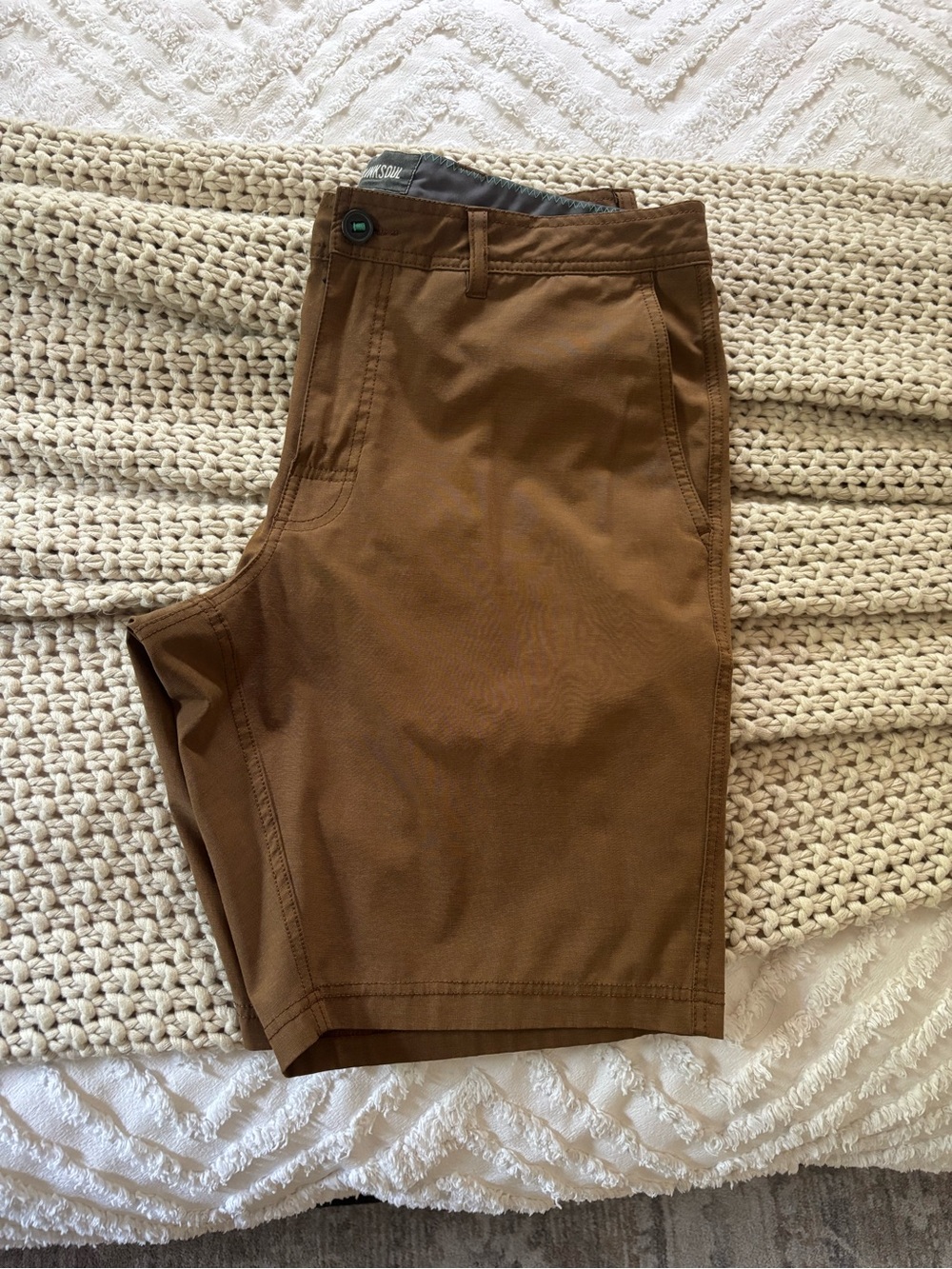 Linksoul Mens 34 with 9 inch inseam brown with teal stitching golf shorts